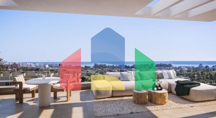 Потрясающий просторный пентхаус с 3 спальнями в Эстепоне