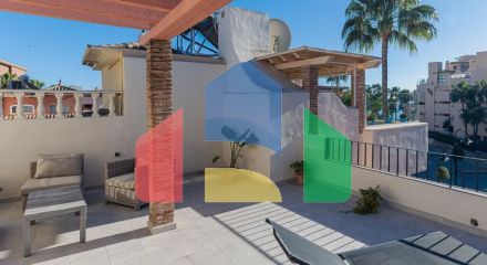 Townhouse for sale in Estepona