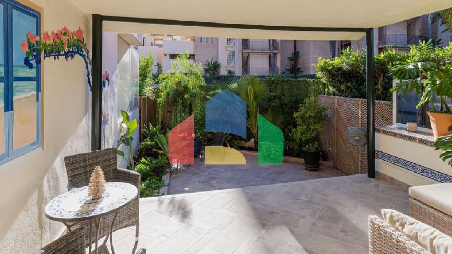 Таунхаус на продажу в Эстепоне