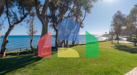 Таунхаус на продажу в Эстепоне