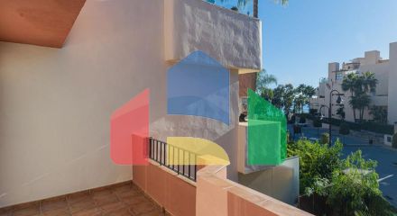 Таунхаус на продажу в Эстепоне