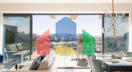 Элегантная Трехкомнатная Квартира с Видом на Море в Эстепоне Элегантная Трехкомнатная Квартира с Видом на Море в Эстепоне