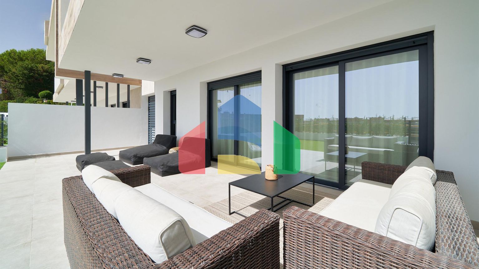 2-спальные апартаменты в роскошном жилом комплексе в престижном районе Аталайя (Новая Золотая миля, Эстепона)