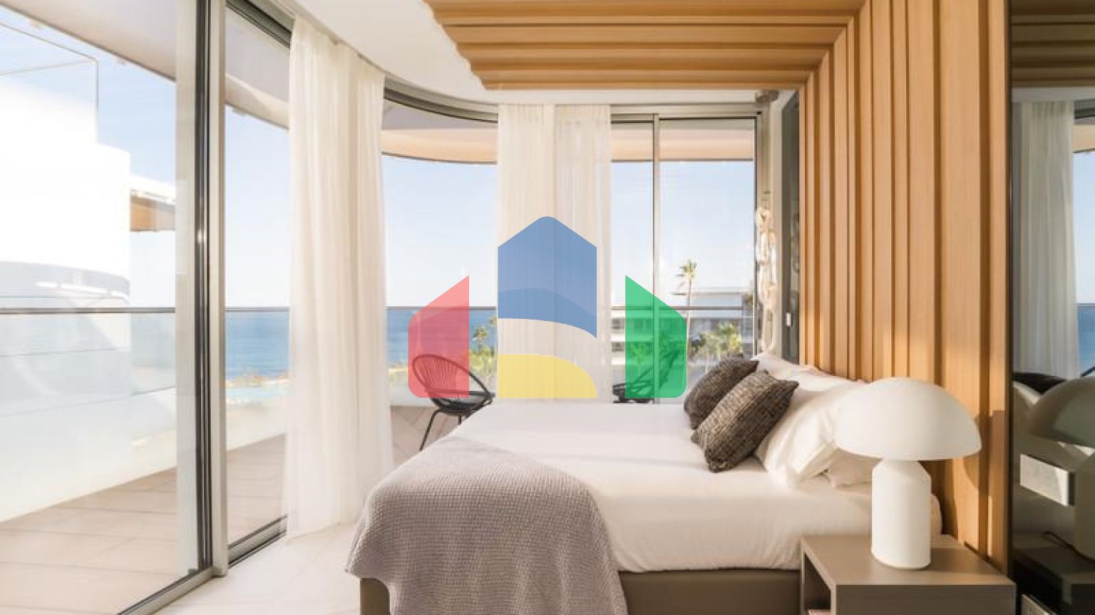 Роскошный новый пентхаус с 3 спальнями и 2 ванными комнатами в Эстепоне.