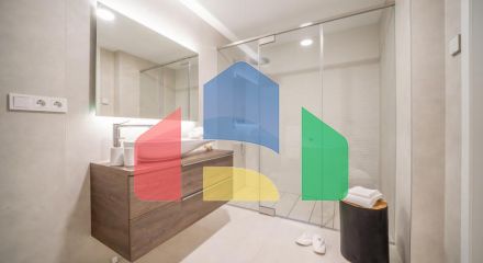 Роскошный новый пентхаус с 3 спальнями и 2 ванными комнатами в Эстепоне.