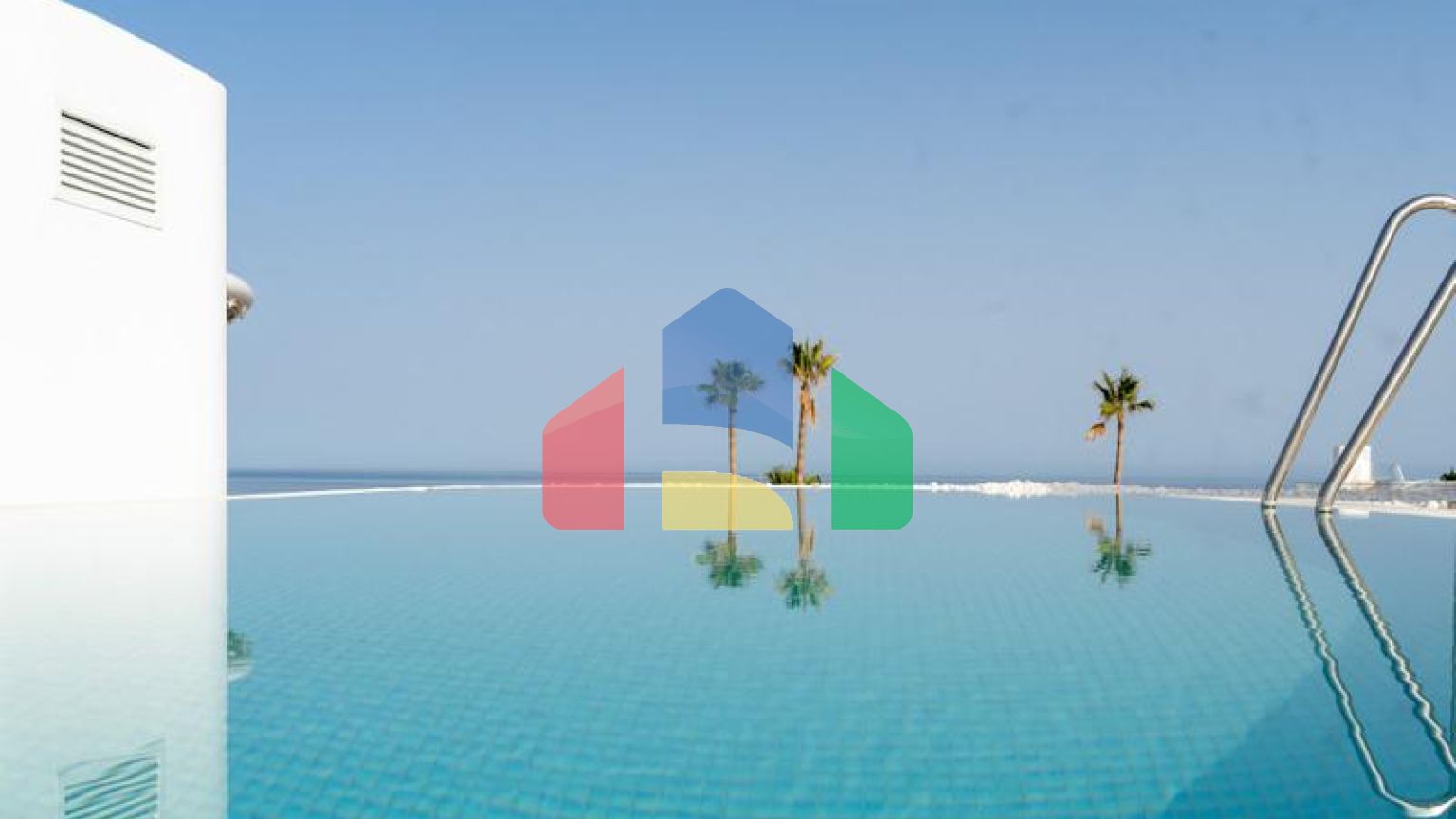 Роскошный новый пентхаус с 3 спальнями и 2 ванными комнатами в Эстепоне.