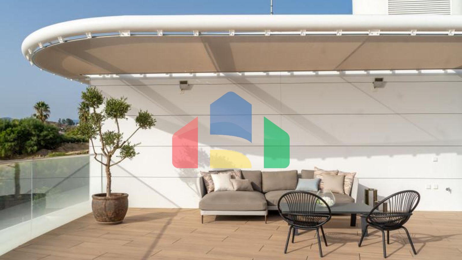 Роскошный новый пентхаус с 3 спальнями и 2 ванными комнатами в Эстепоне.