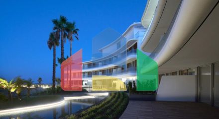 Роскошный новый пентхаус с 3 спальнями и 2 ванными комнатами в Эстепоне.