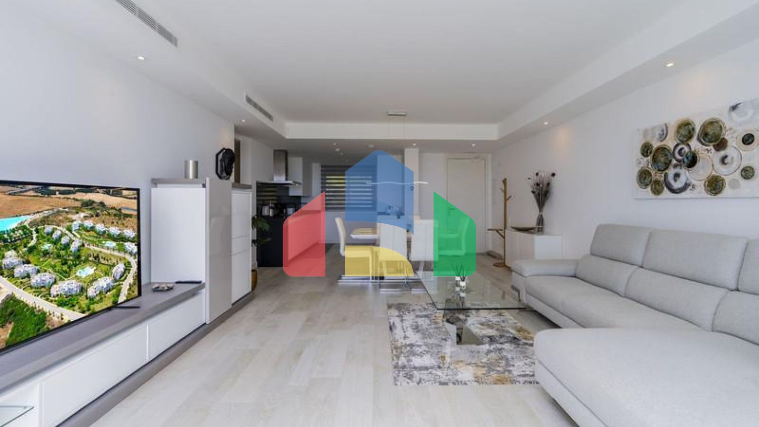 Квартира на первом этаже на продажу в Эстепоне.