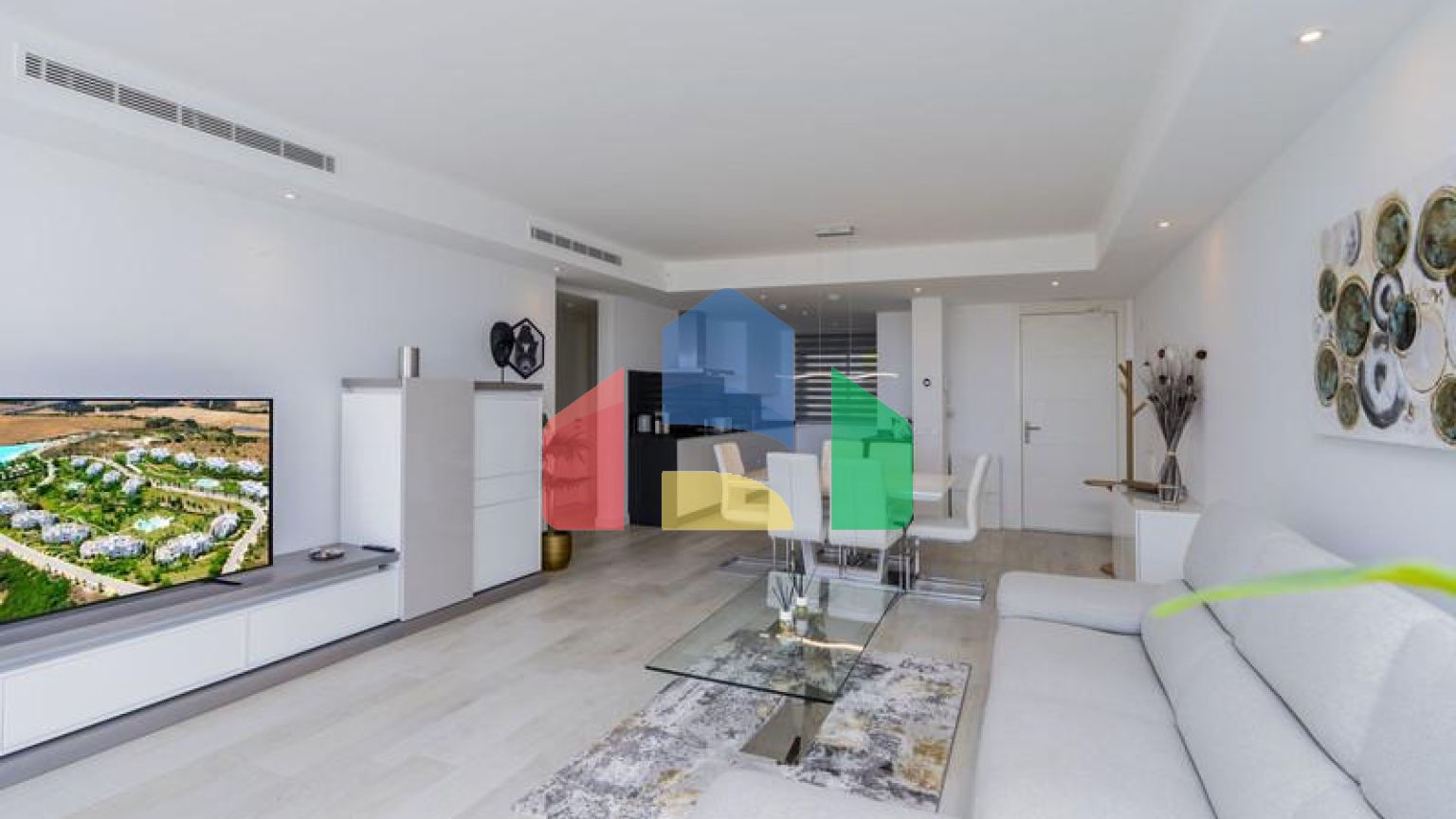 Квартира на первом этаже на продажу в Эстепоне.