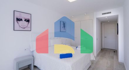 Квартира на первом этаже на продажу в Эстепоне.