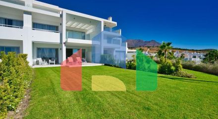 Квартира на первом этаже на продажу в Эстепоне.