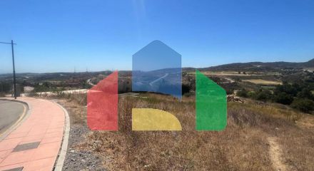 Жилой участок на продажу в Эстепоне