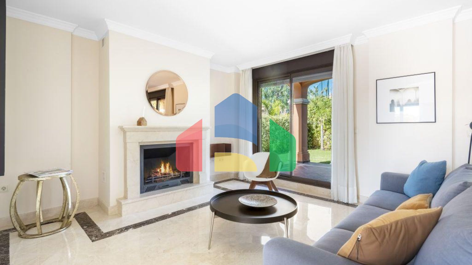 4-спальные виллы в самом сердца гольф-клуба в Эстепоне