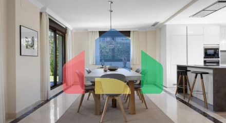 4-спальные виллы в самом сердца гольф-клуба в Эстепоне