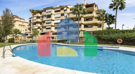 Middle Floor Apartment for sale in Selwo