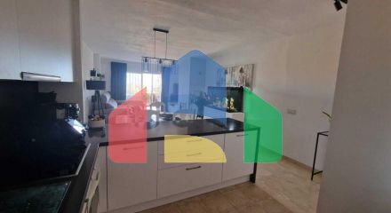 Middle Floor Apartment for sale in Bel Air