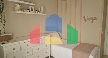 Апартаменты на среднем этаже на продажу в Bel Air