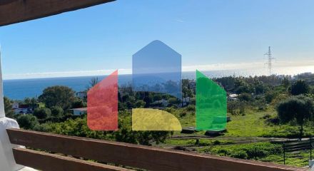 Квартира на верхнем этаже на продажу в Эстепоне.