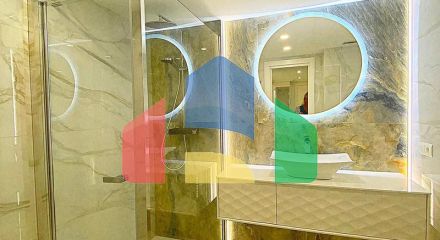 Квартира на верхнем этаже на продажу в Эстепоне.