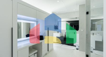 Недавно построенная современная вилла с 4 спальнями в Бель-Эре.