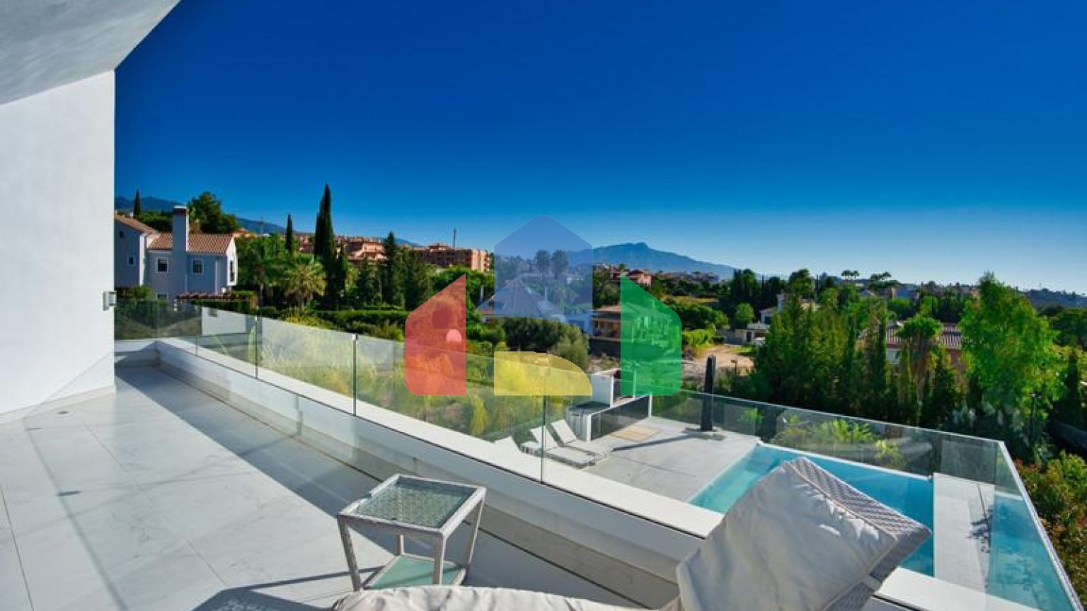 Недавно построенная современная вилла с 4 спальнями в Бель-Эре.