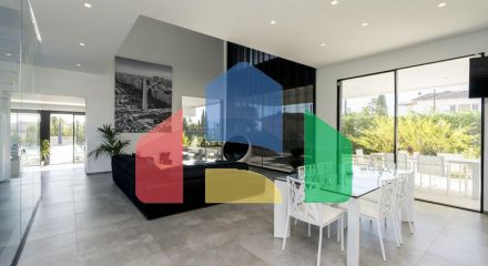 Недавно построенная современная вилла с 4 спальнями в Бель-Эре.