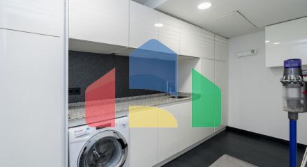 Недавно построенная современная вилла с 4 спальнями в Бель-Эре.