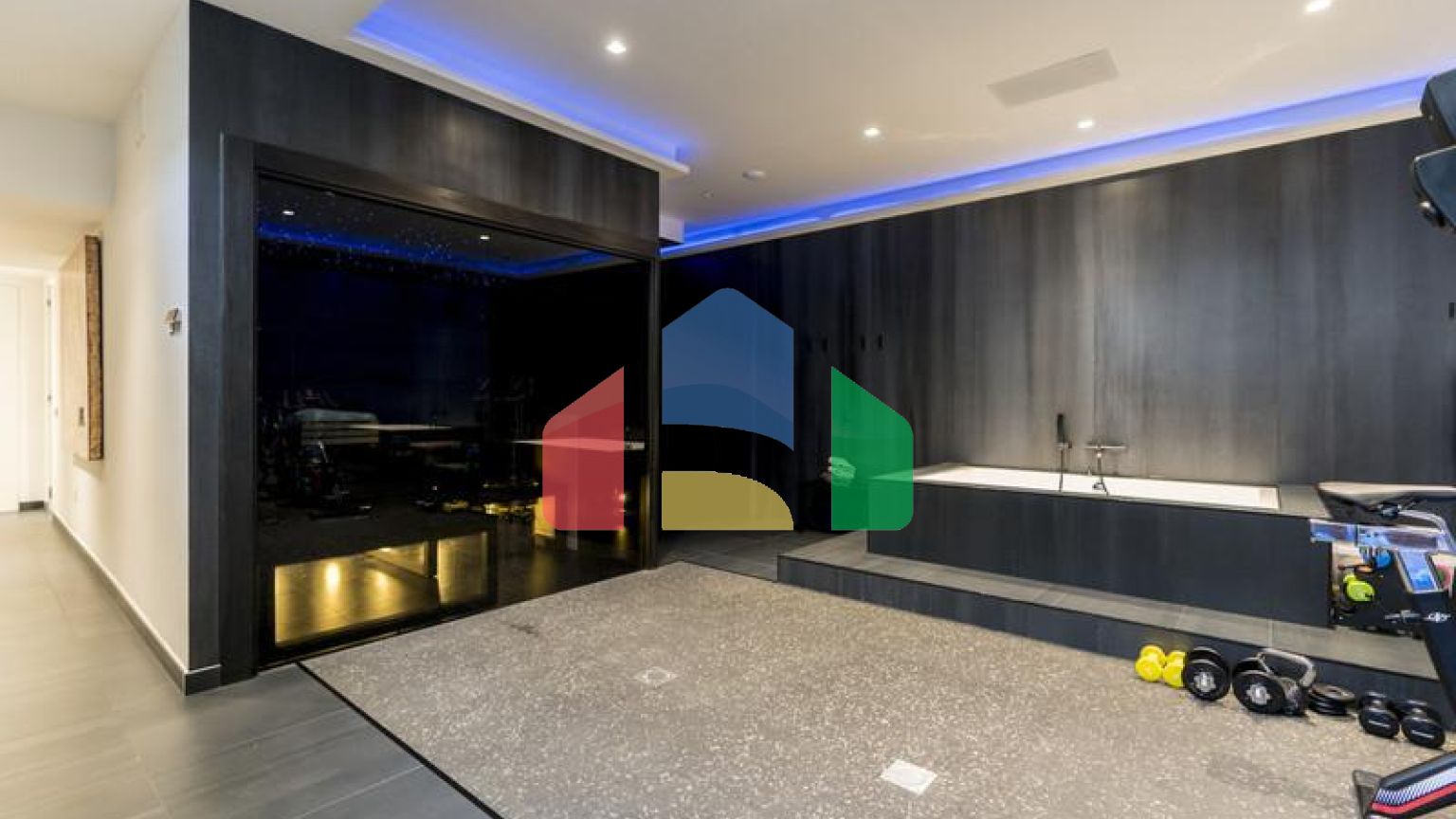 Недавно построенная современная вилла с 4 спальнями в Бель-Эре.