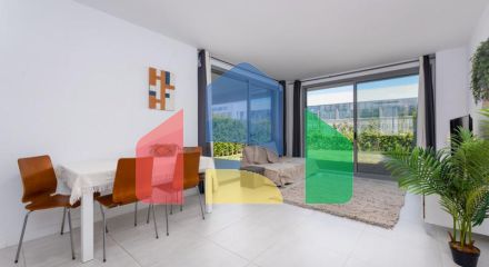 Квартира на первом этаже на продажу в Эстепоне