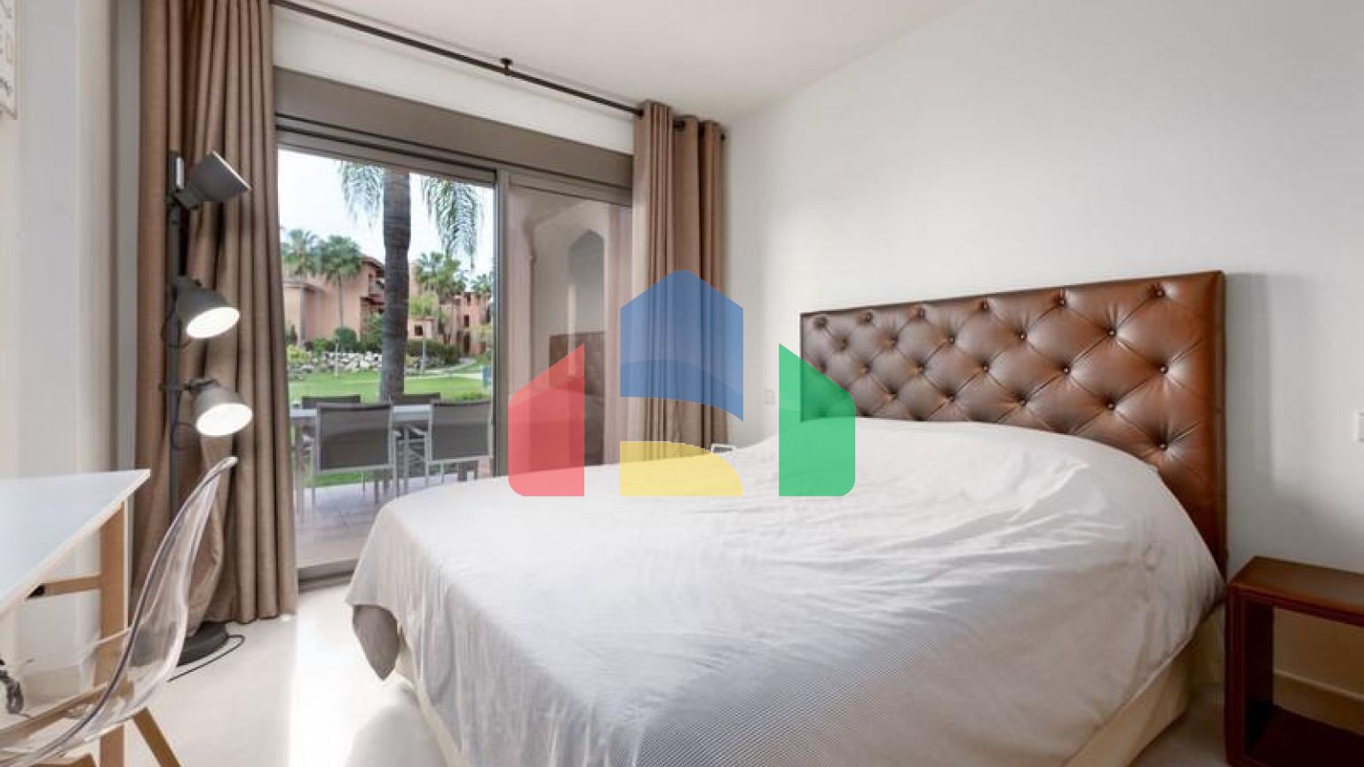 Добро пожаловать в эту квартиру с 2 спальнями и 2 ванными комнатами.