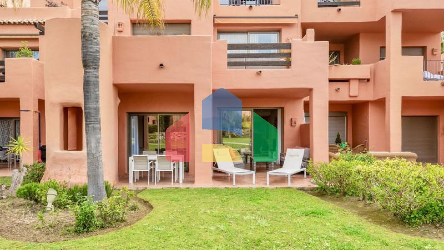 Добро пожаловать в эту квартиру с 2 спальнями и 2 ванными комнатами.