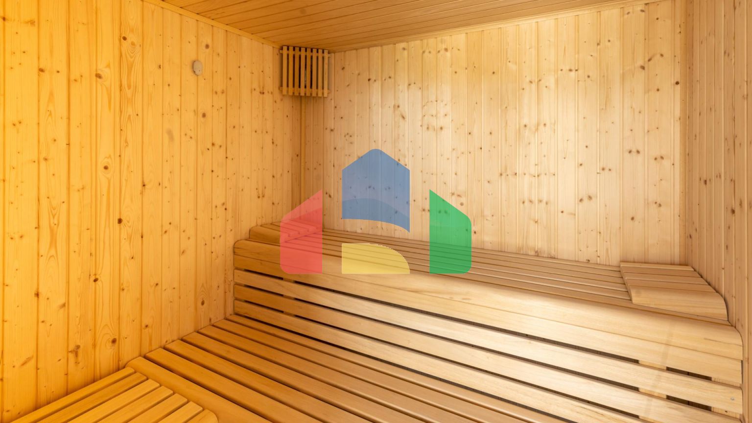 пентхаус на первой линии моря в Эстепоне, 3 спальни, 3 ванные комнаты