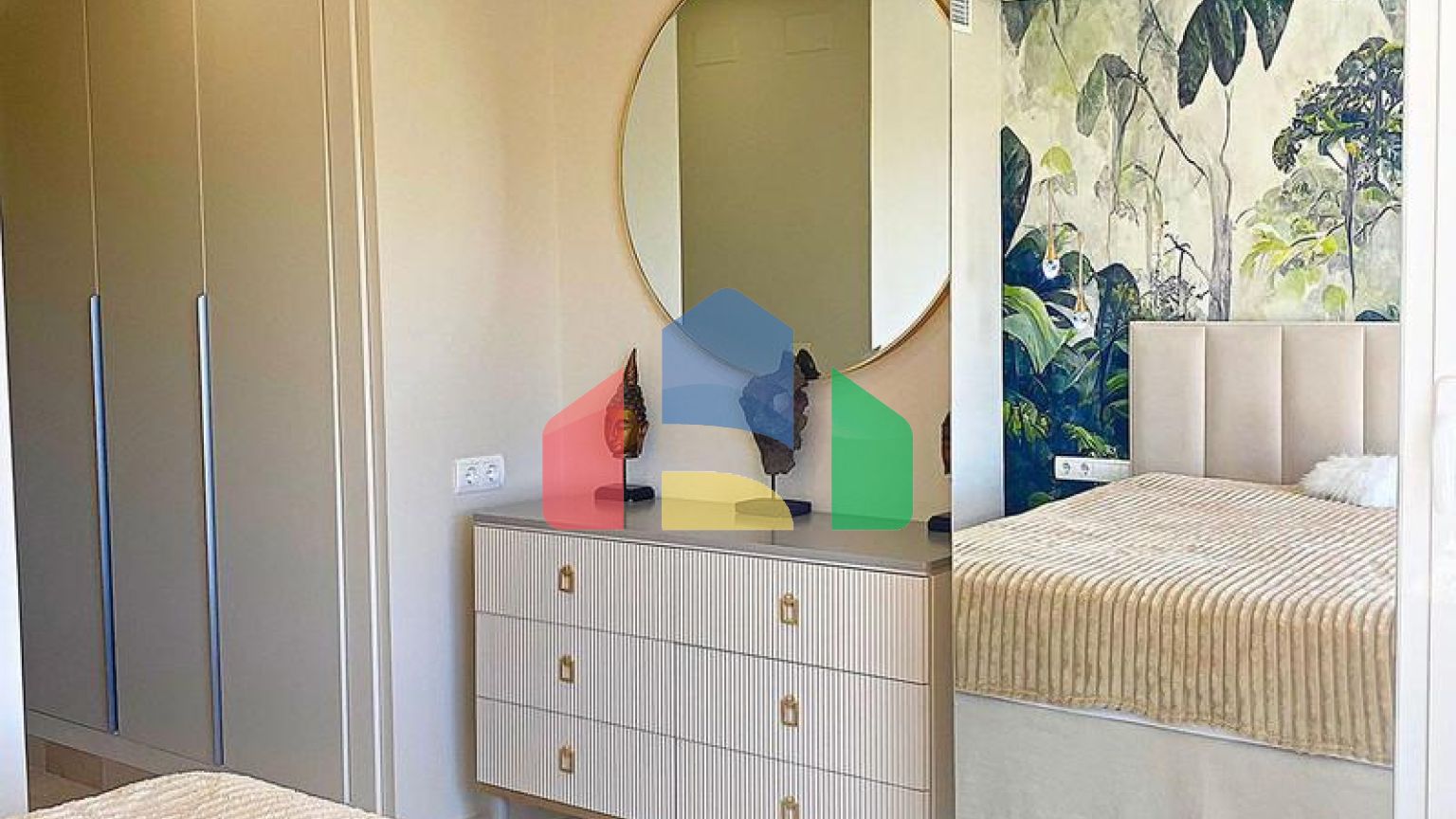 Пентхаус на продажу в Эстепоне.