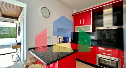 Квартира на среднем этаже на продажу в Эстепоне