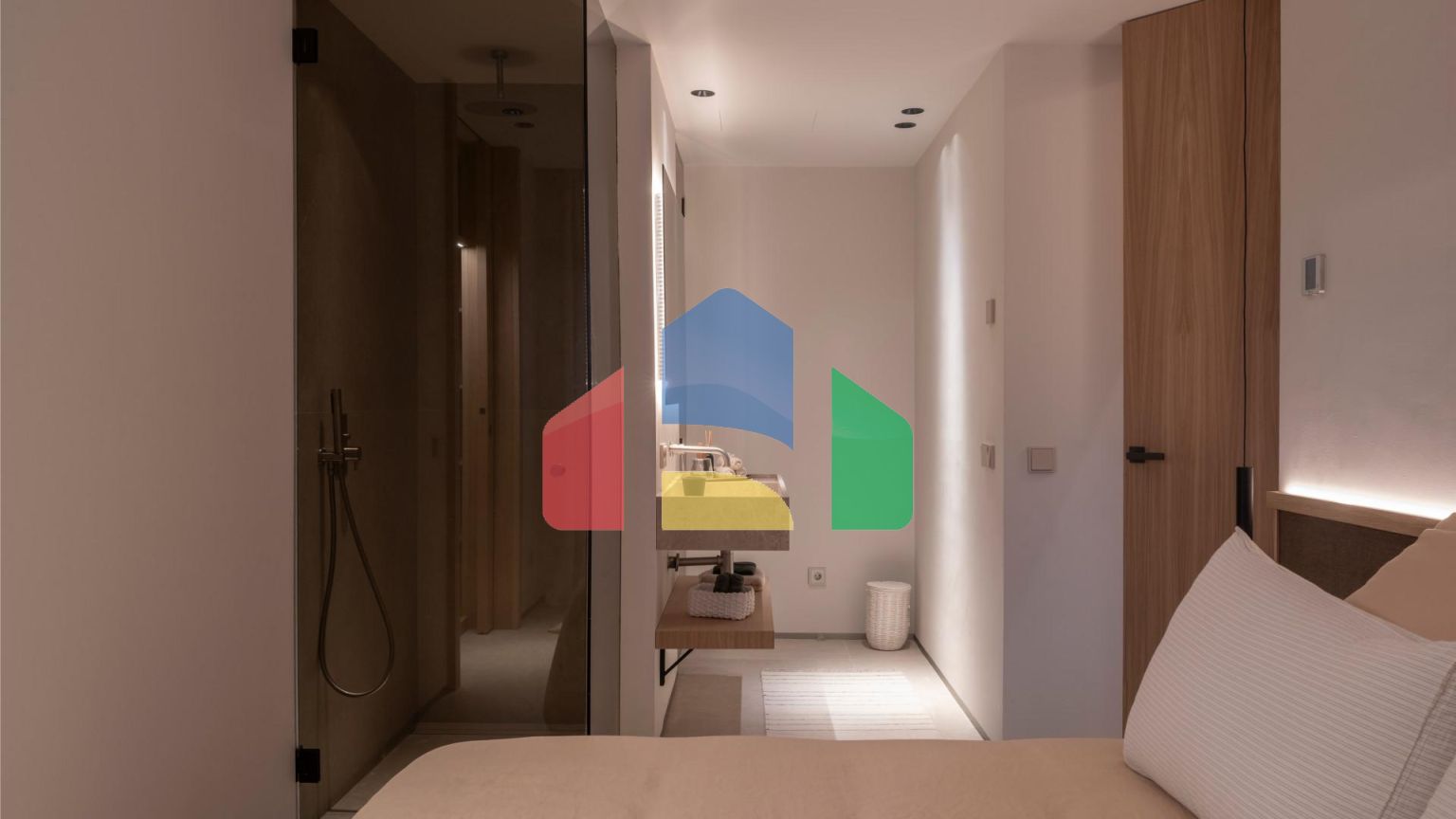 Реконструкция трехкомнатной квартиры в Престижный пляжный комплекс