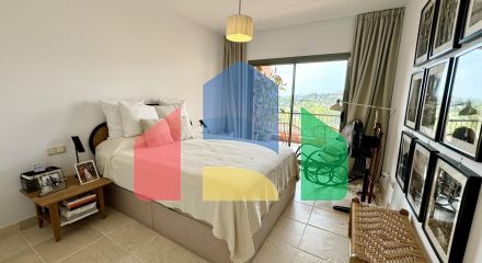 Apartment for sale in Benatalaya, Estepona