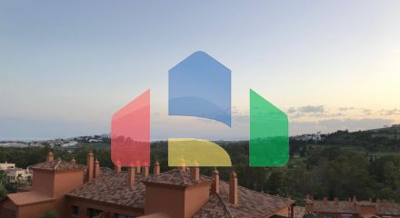 Apartment for sale in Benatalaya, Estepona
