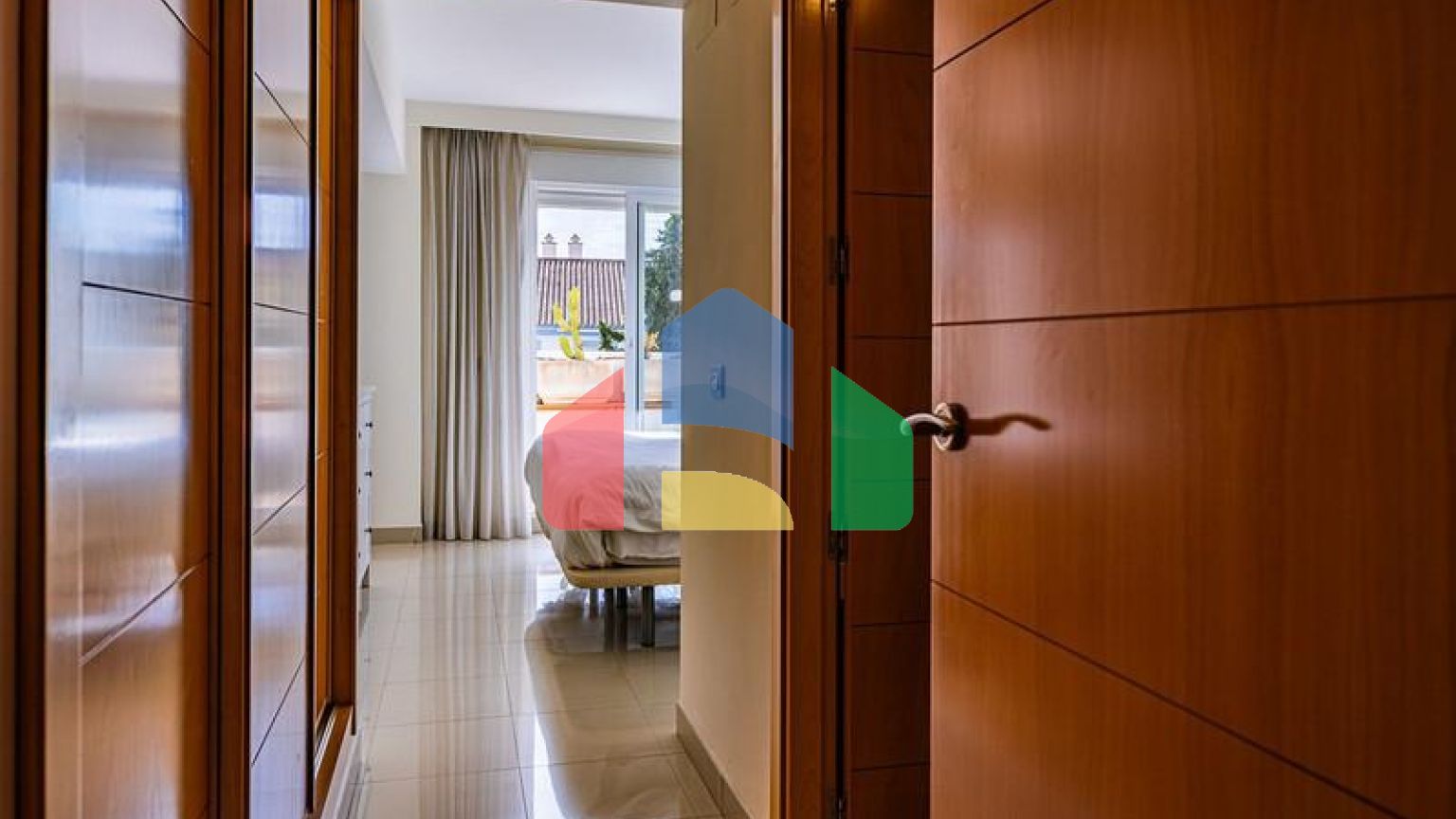 Очаровательная квартира на первом этаже в Кампанарио