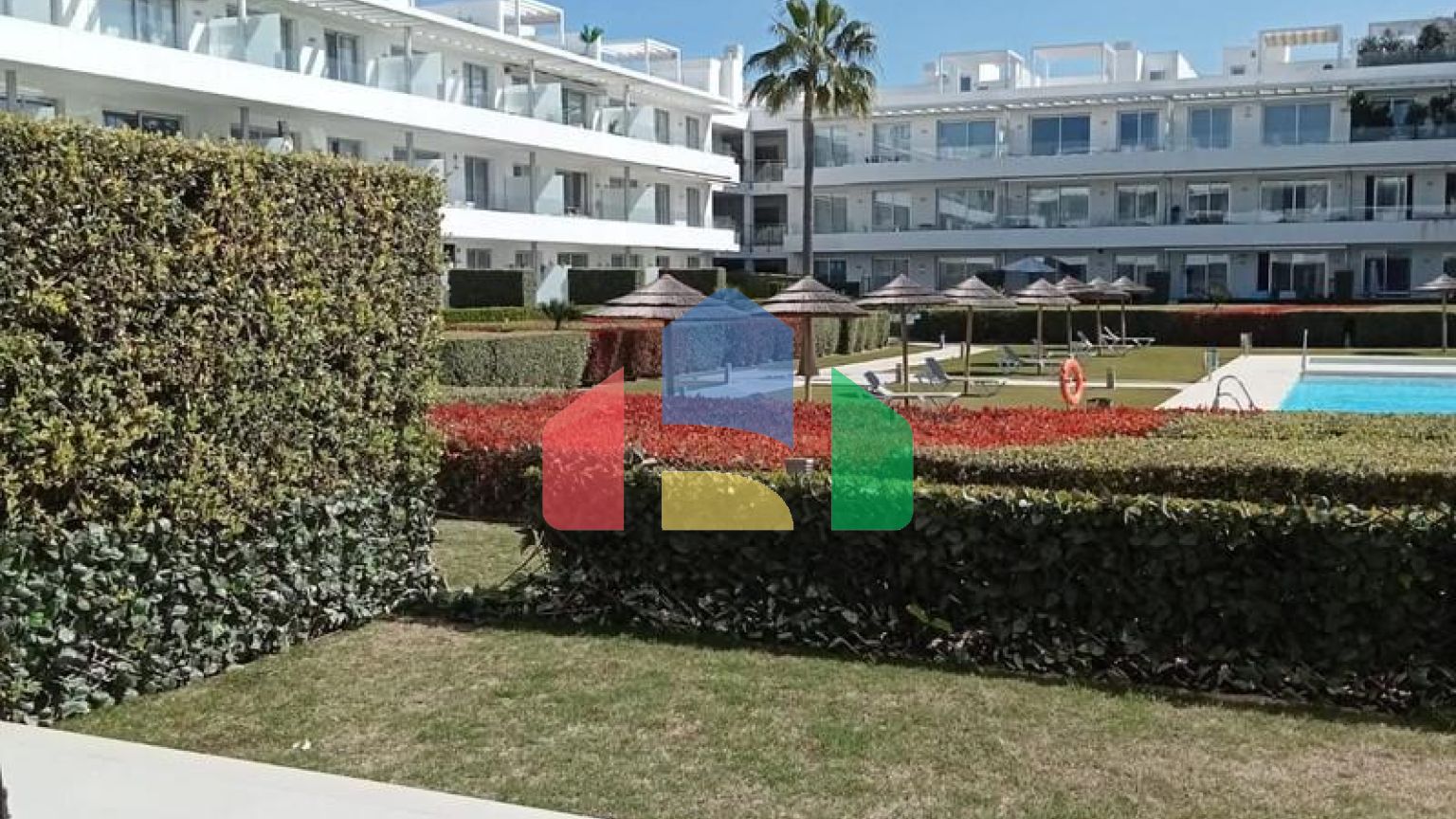 Элегантные апартаменты на первом этаже в Bel Air, Эстепона