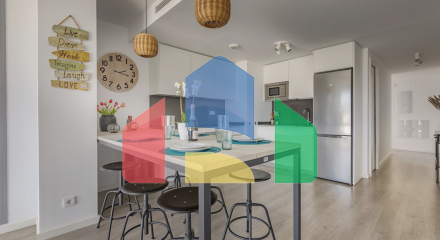 Современный пентхаус с 2 спальнями, солярием и видом на море, всего в 700 метрах от пляжа в Эстепоне. Современный пентхаус с 2 спальнями, солярием и видом на море, всего в 700 метрах от пляжа в Эстепоне.