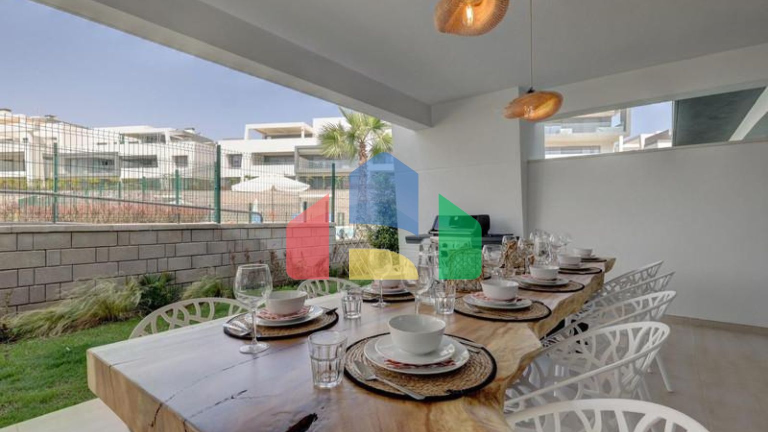 Потрясающие апартаменты на первом этаже в New Golden Mile Estepona