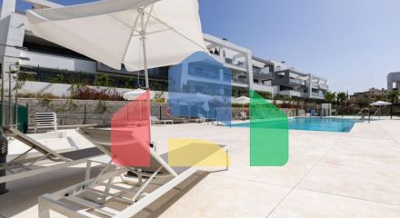 Потрясающие апартаменты на первом этаже в New Golden Mile Estepona