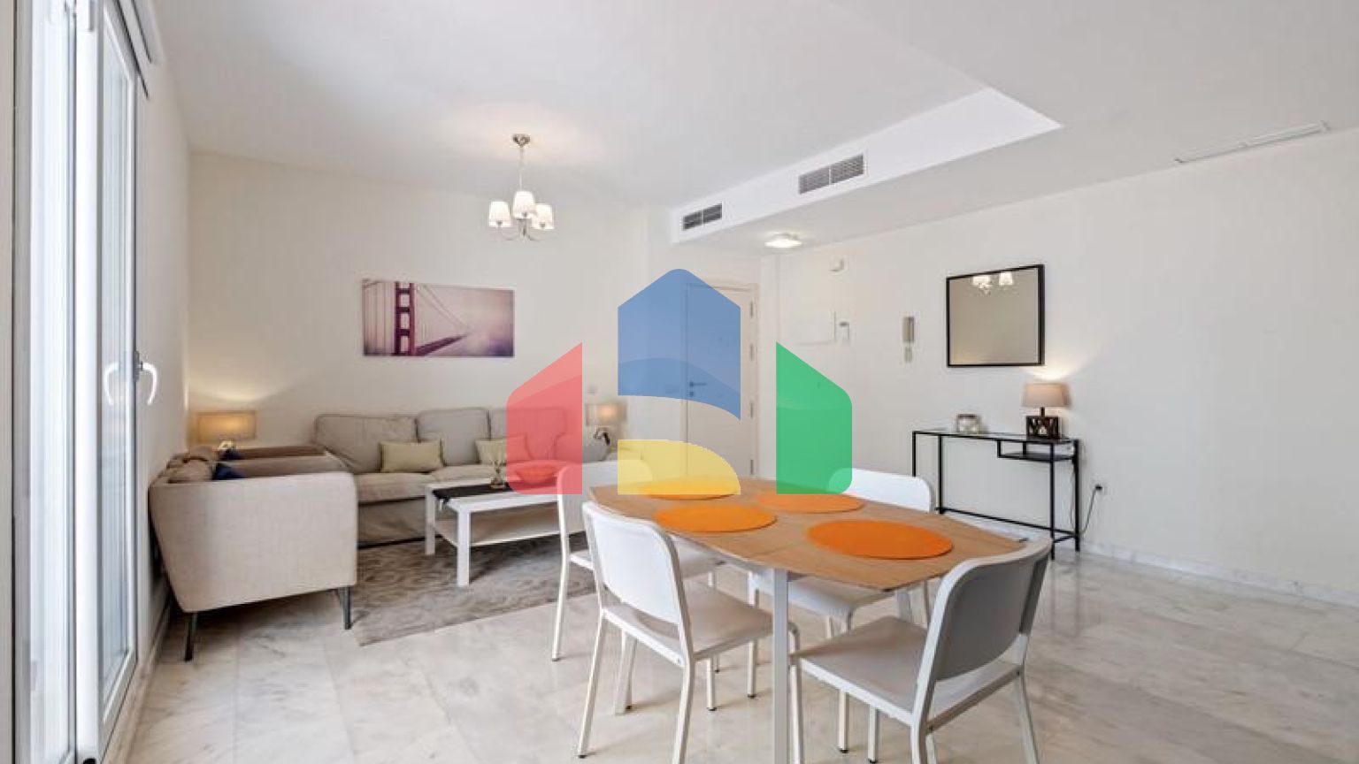 Потрясающие апартаменты на первом этаже в New Golden Mile Estepona