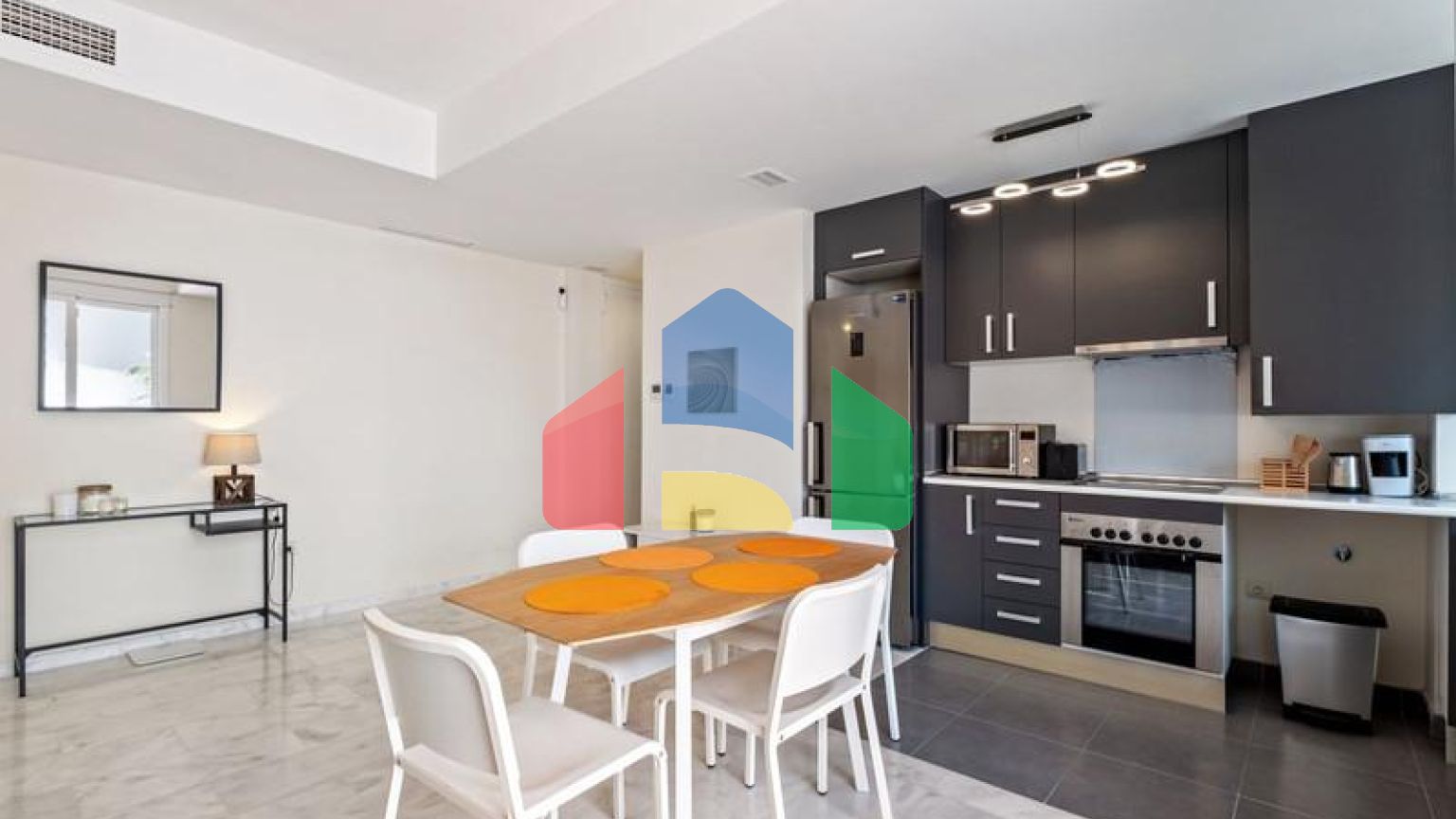 Потрясающие апартаменты на первом этаже в New Golden Mile Estepona