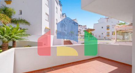 Потрясающие апартаменты на первом этаже в New Golden Mile Estepona