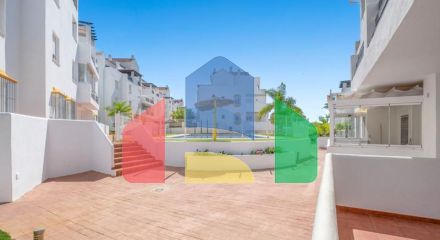 Потрясающие апартаменты на первом этаже в New Golden Mile Estepona