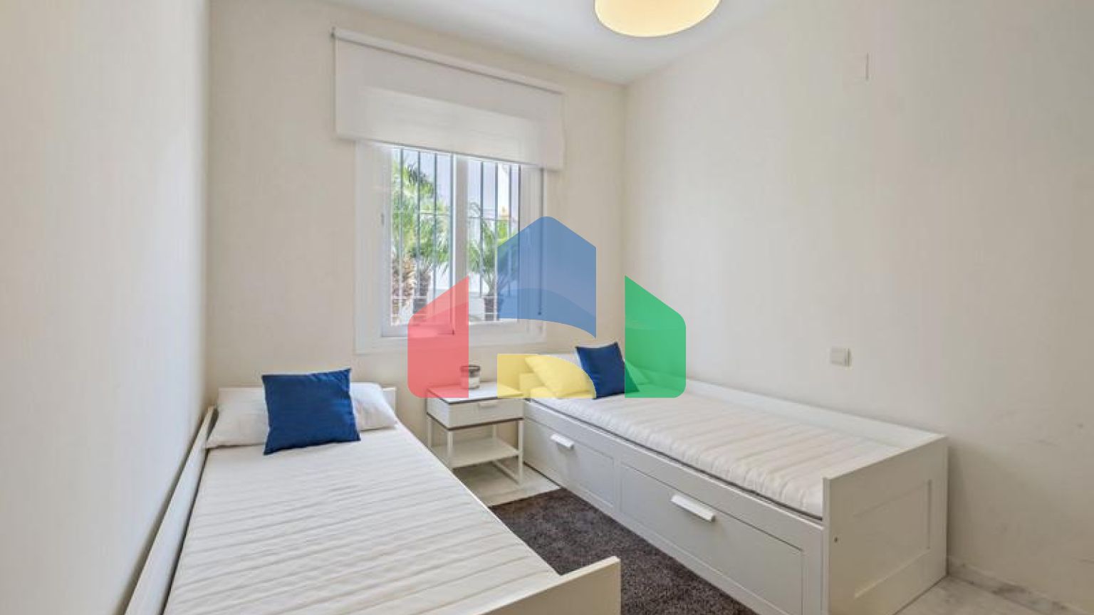 Потрясающие апартаменты на первом этаже в New Golden Mile Estepona