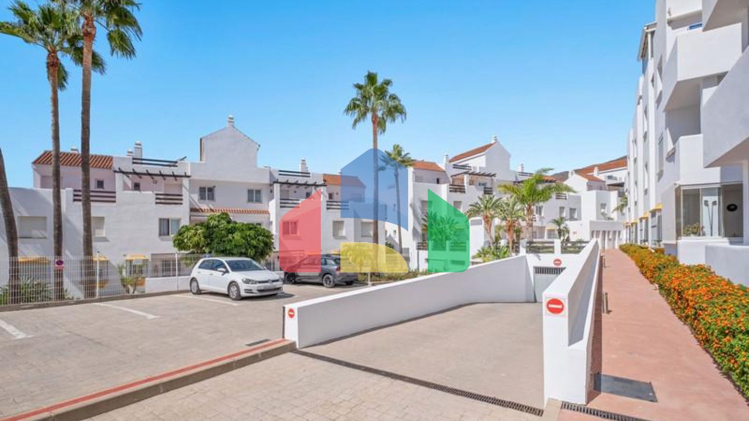 Потрясающие апартаменты на первом этаже в New Golden Mile Estepona