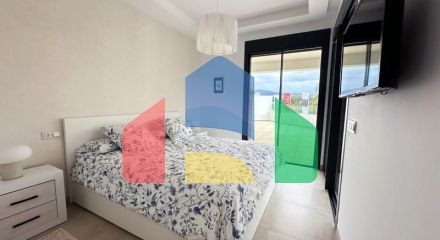 Апартаменты среднего этажа на продажу в Эстепоне